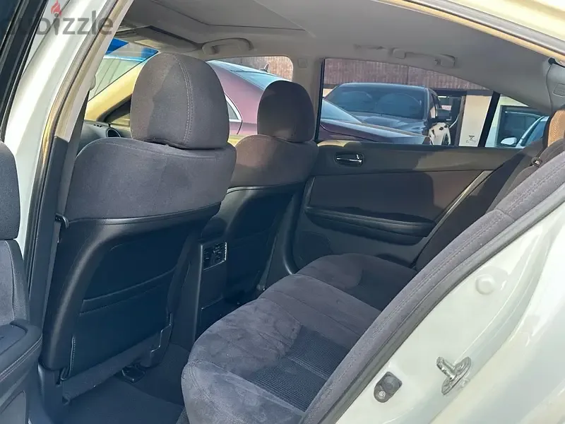 نيسان ماكسيما 2014